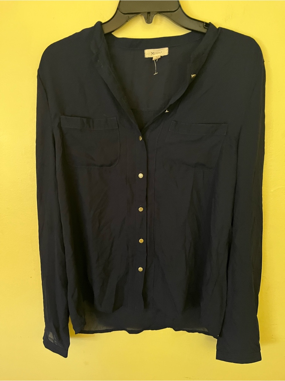 Everly Dark Navy Long-Sleeve Button-Down Shirt Size Medium